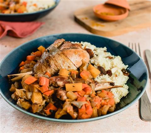 Couscous de poulet aux fruits secs